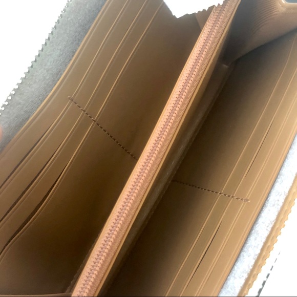 NWT Coach Accordion Wallet Ladybug ๐ Print - Picture 4 of 6